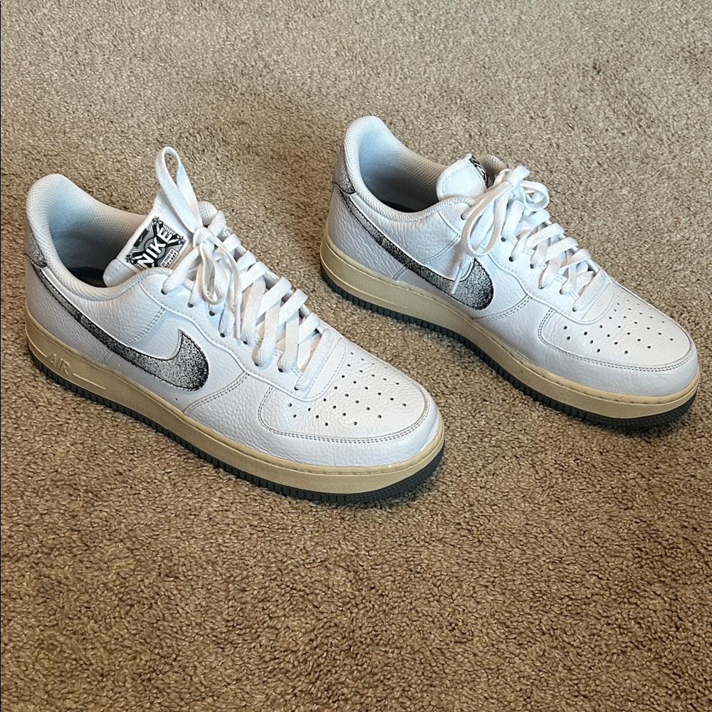 Nike 50 years of hip hop Air Force 1 white gray no creases size 10.5